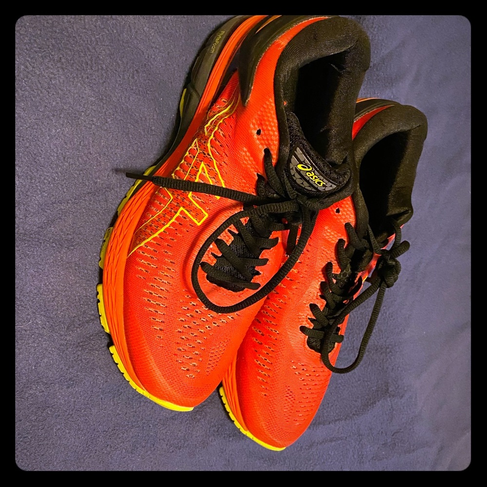 Orange ASICS men’s brand new